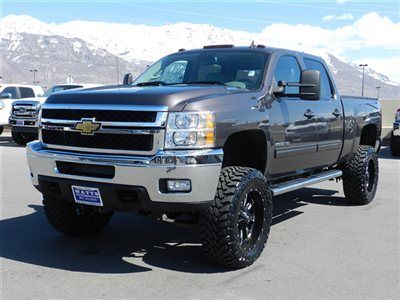 Crew cab ltz 4x4 duramax diesel leather sunroof custom new lift wheels tires