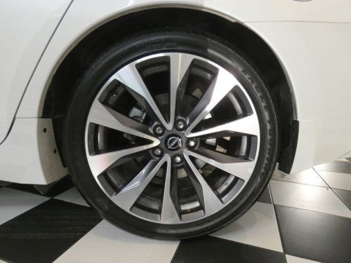 2023 nissan maxima platinum