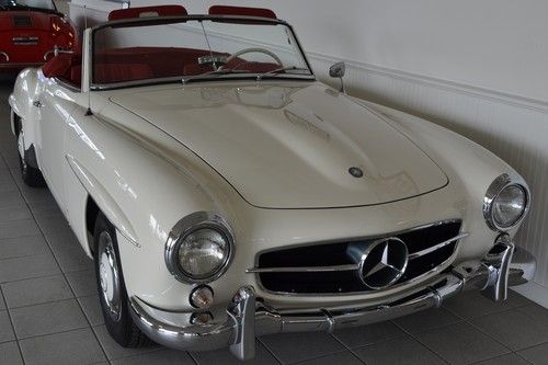 1963 mercedes 190sl in excellent condition.