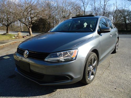2011 volkswagen jetta 2.5 se mint loaded sunroof leather no reserve smooth