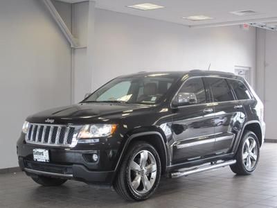 2011 jeep grand cherokee overland loaded!!