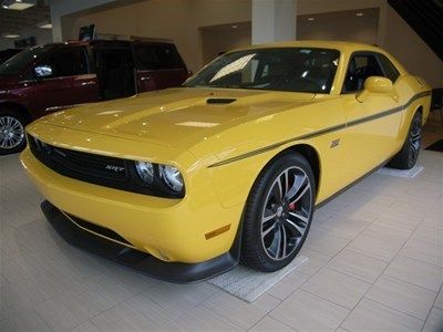 2012 srt8 392 6.4l yellow