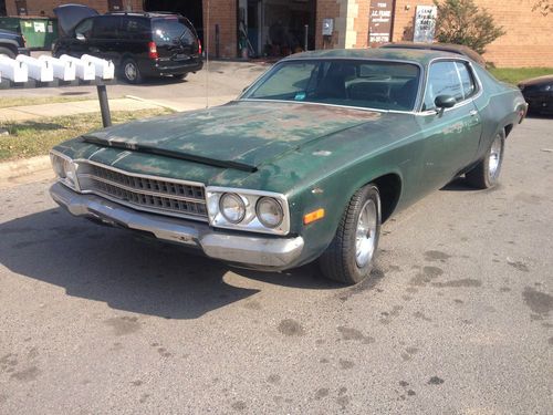 Plymouth satellite 1974. 440 engine.