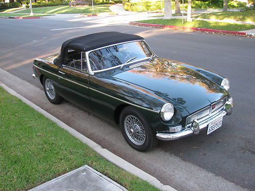 1967 mgb convertible restored with overdrive, wire wheels, hardtop and soft top