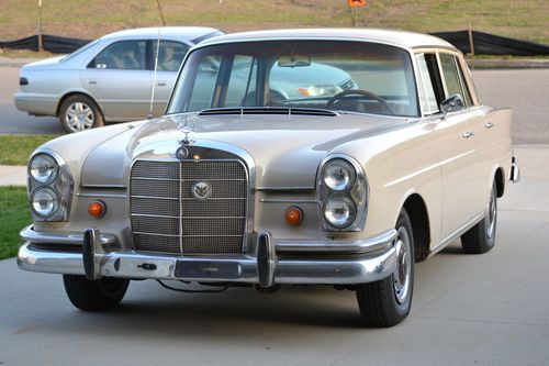 1966 mercedes benz 230s