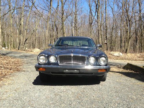 1987 jaguar xj6 base sedan 4-door 4.2l low milage **video** ** no reserve**