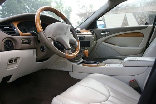 2000 jaguar s-type base sedan 4-door 4.0l
