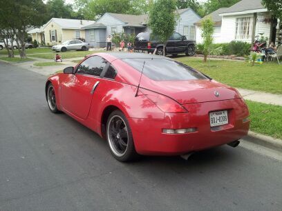 2003 red nissan 350z (6 speed)