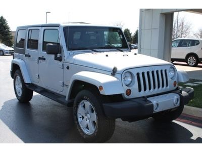 Sahara hard top w/navigation, sat radio &amp; 4x4 selector! we finance!