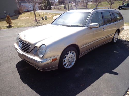 E320 mercedes benz station wagon`~~~~~~flawless~~~~~~~