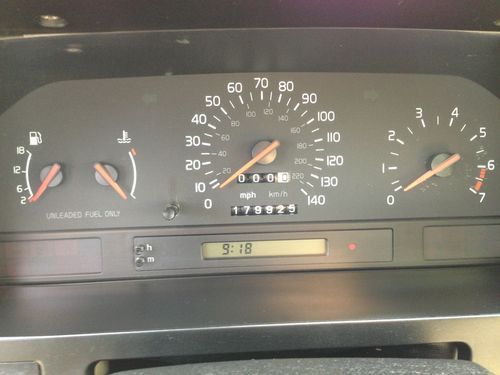 1994 Volvo 850 sedan, image 9