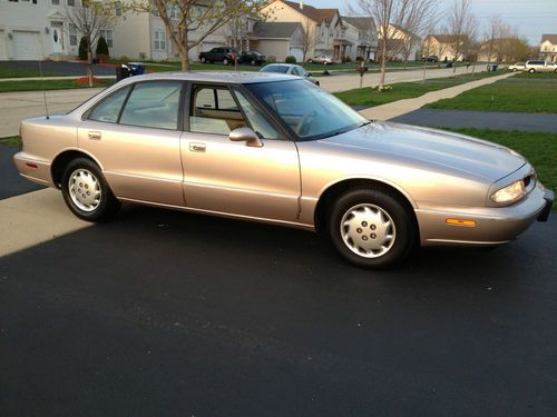 1999 oldsmobile 88 royale ls sedan 4-door 3.8l