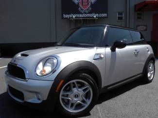 Mini cooper s*6 speed*carfax cert*we finance*books/recs*fla