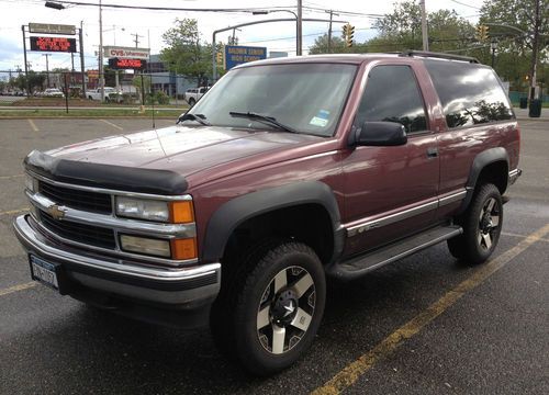 1997 chevrolet tahoe ls sport utility 2-door 5.7l nice truck