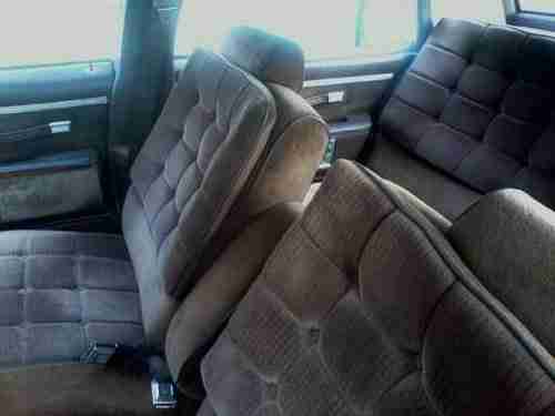 1984 Pontiac Parisienne identical to Chevrolet Caprice Classic Sedan 4-Door 5.0L, US $2,500.00, image 5