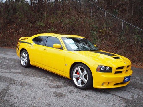 Srt8 sunroof yellow automatic 6.1l hemi v8