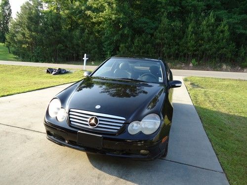 2003 mercedes benz 1.8l kompressor! 2 door coupe in black! clear title! elegant!