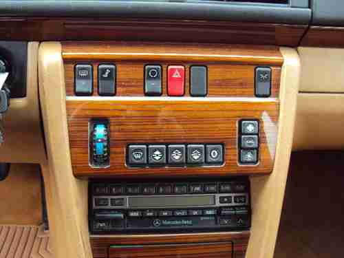 Clean 1993 Mercedes-Benz 300D 2.5 Sedan 4-Door 2.5L Turbo Diesel No Reserve, image 16