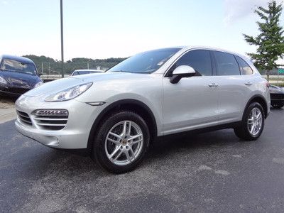 LIKE NEW REMAINING FACTORY WARRANTY EXPORT O.K., US $59,950.00, image 4