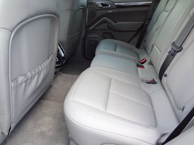 LIKE NEW REMAINING FACTORY WARRANTY EXPORT O.K., US $59,950.00, image 13