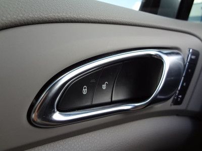 LIKE NEW REMAINING FACTORY WARRANTY EXPORT O.K., US $59,950.00, image 34