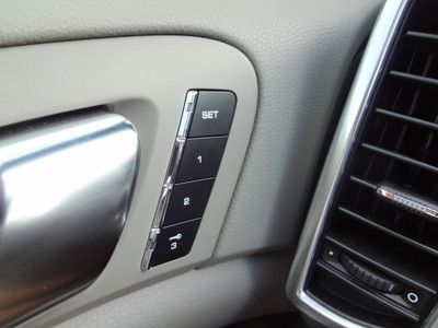 LIKE NEW REMAINING FACTORY WARRANTY EXPORT O.K., US $59,950.00, image 35