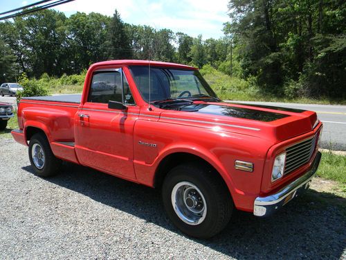 1970 chevy c10 custom - 350v8 - 1 off custom - restored &amp; customized- muscle car