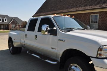 Ford xl f350 super duty crew pickup 4 wheel dr.