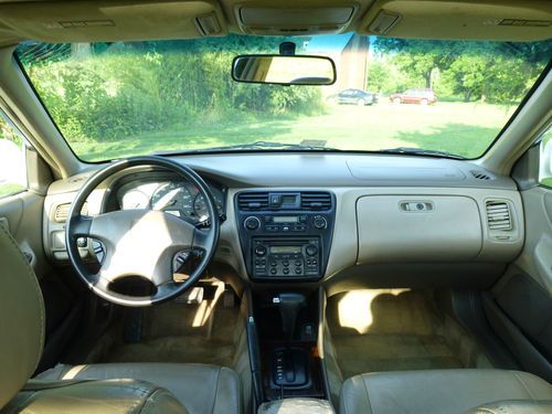 1998 Honda Accord EX Sedan 4-Door 3.0L, image 19