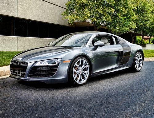 V10 | carbon fiber upgrades | best priced in usa | like new condition | clean