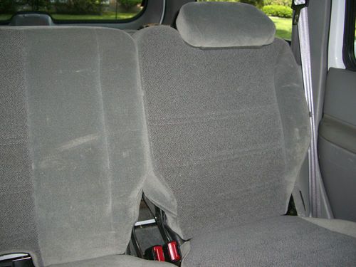 2000 Ford Explorer XLS Sport Utility 4-Door 4.0L, image 8