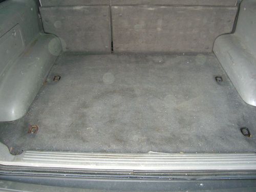 2000 Ford Explorer XLS Sport Utility 4-Door 4.0L, image 9