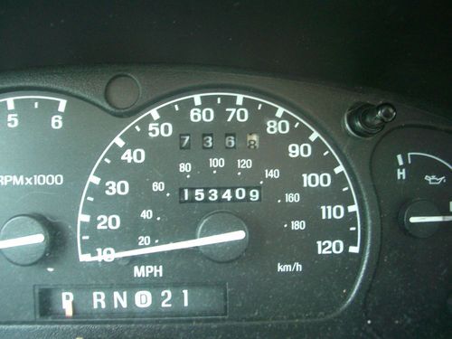 2000 Ford Explorer XLS Sport Utility 4-Door 4.0L, image 11