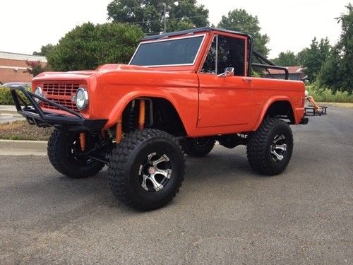 1977 ford bronco custom-beautiful restoration-345 horse 306hr -np-435,must see!!