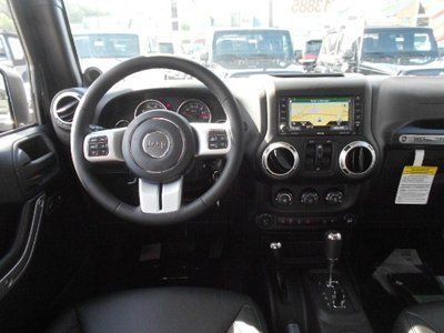 Rubicon New Convertible 3.6L CD 4X4 Locking/Limited Slip Differential Tow Hooks, image 11