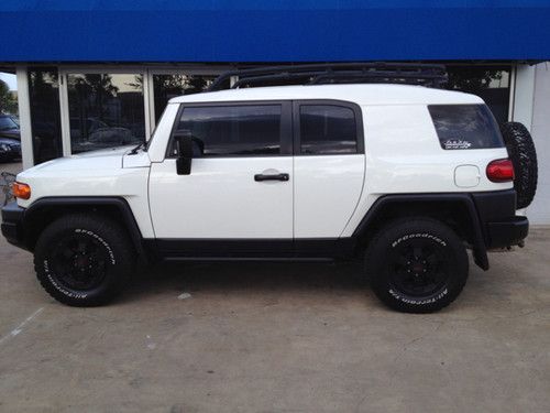 2008 toyota fj cruiser trail teams special edition sport white clean carfax