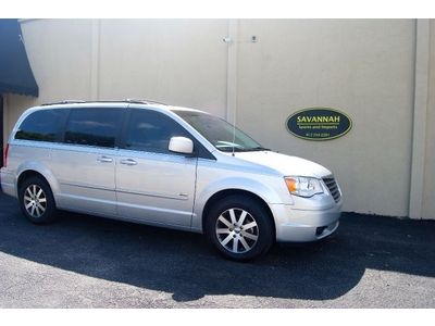 Touring nav*dvd*rear entainment*heated seats*clean carfax 1  owner 912-354-2201