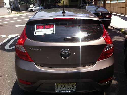 2013 Hyundai Accent SE @ 2300mi @, image 15
