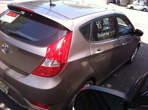 2013 Hyundai Accent SE @ 2300mi @, image 17