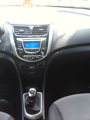 2013 Hyundai Accent SE @ 2300mi @, image 20