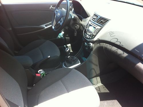 2013 Hyundai Accent SE @ 2300mi @, image 22