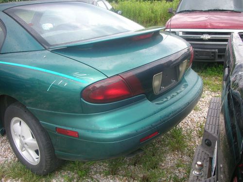 1997 Pontiac Sunfire SE Coupe 2-Door 2.2L, image 3