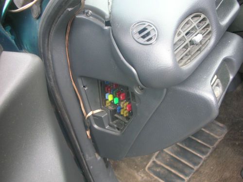 1997 Pontiac Sunfire SE Coupe 2-Door 2.2L, image 7