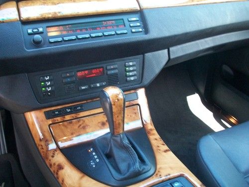 2002 bmw x5 4 door wagon awd 3.0i