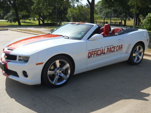 2011 camaro pace car