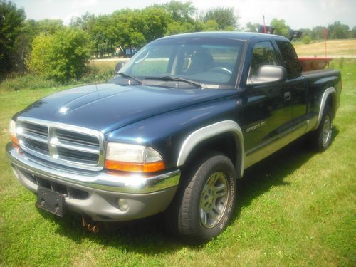 2001 dodge dakota slt extend cab 4wd western plow 4.7 v-8 auto low miles tires