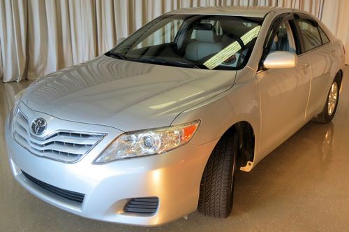 2010 toyota camry le sedan 4-door 2.5l *certified*