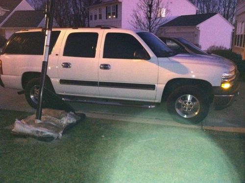 2000 chevrolet suburban 1500 lt sport utility 4-door 5.3l