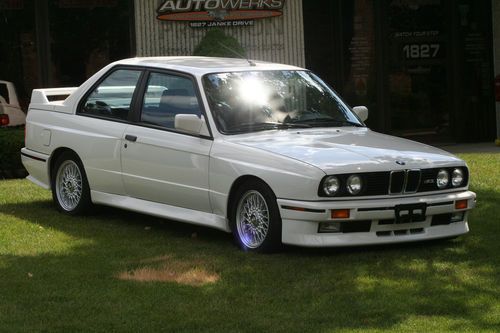Bmw m3, e30, absolutely perfect condition, 69,000 miles...no reserve