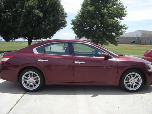 2009 nissan maxima loaded!!!